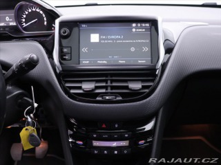 Peugeot 2008 1,2 PT 96kW Kůže Navi 1.M 2017
