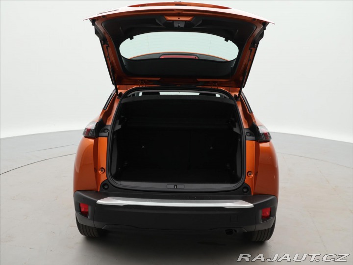 Peugeot 2008 1,2 PT 74kW CZ 1.Maj DPH 2021