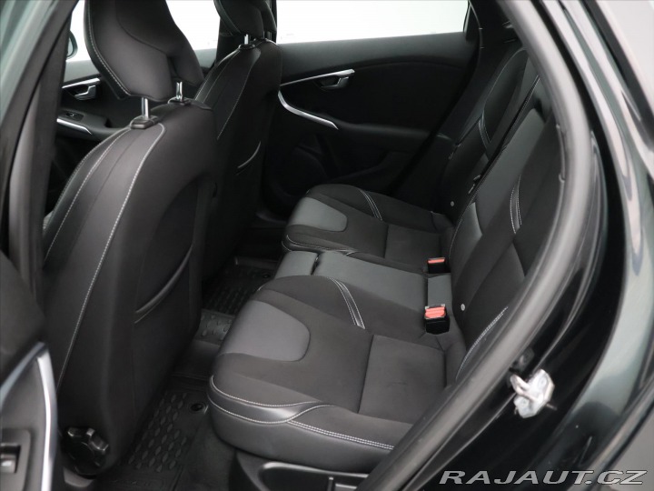 Volvo V40 2,0 D2 Drive-E Aut Moment 2017