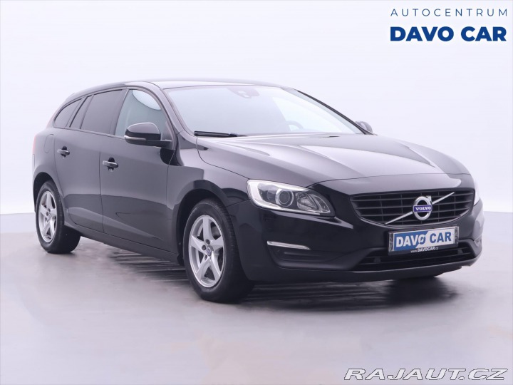 Volvo V60 2,0 D3 110kW Momentum 2016