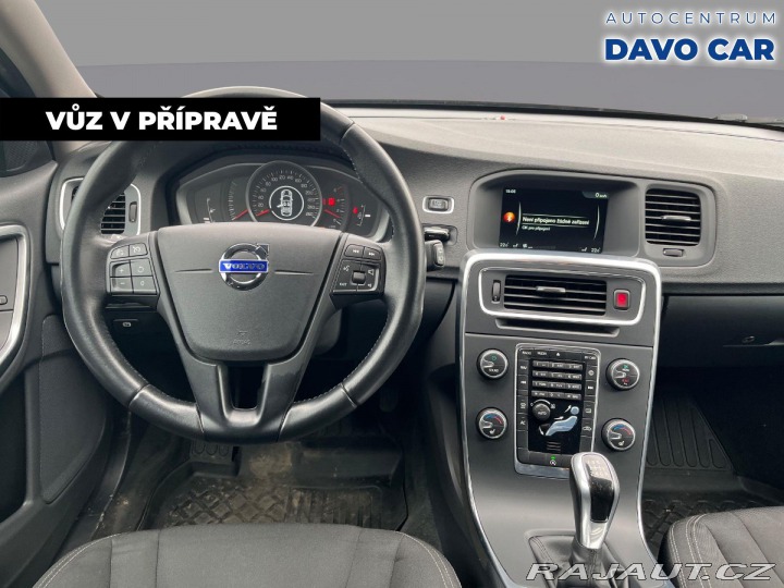 Volvo V60 2,0 110kW D3 Momentum 2016