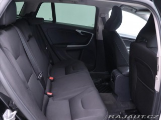 Volvo V60 2,0 D3 110kW Momentum 2016