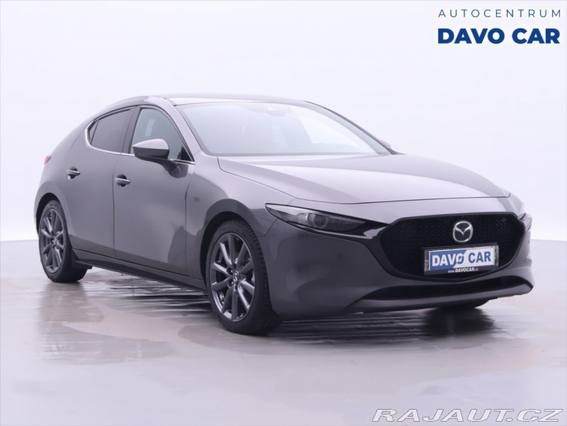 Mazda 3 2,0 e-Skyactiv Aut CZ 1.M