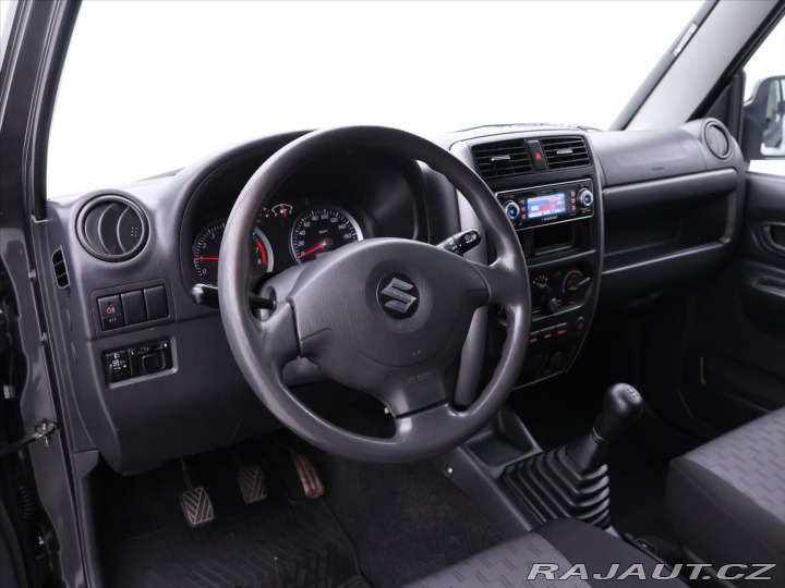 Suzuki Jimny 1,3 JLX 63kW 4x4 Tažné 2010