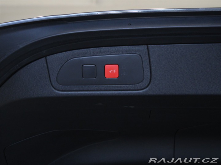 Ostatní značky Ostatní modely DS Automobiles DS7 Crossback 1,6 PHEV 300k.4x4 Rivoli 2024