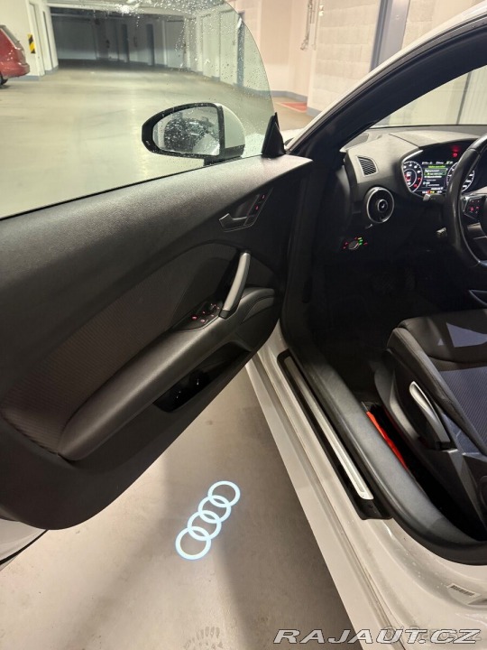 Audi TT 1,8   2015 TFSI 2015