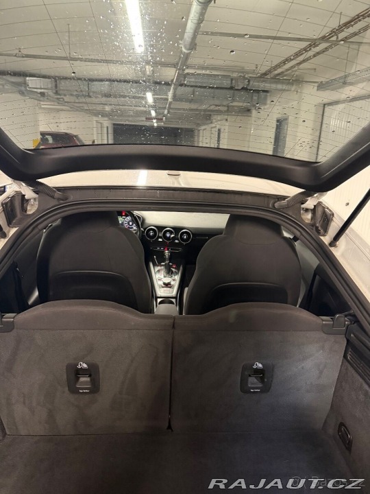 Audi TT 1,8   2015 TFSI 2015