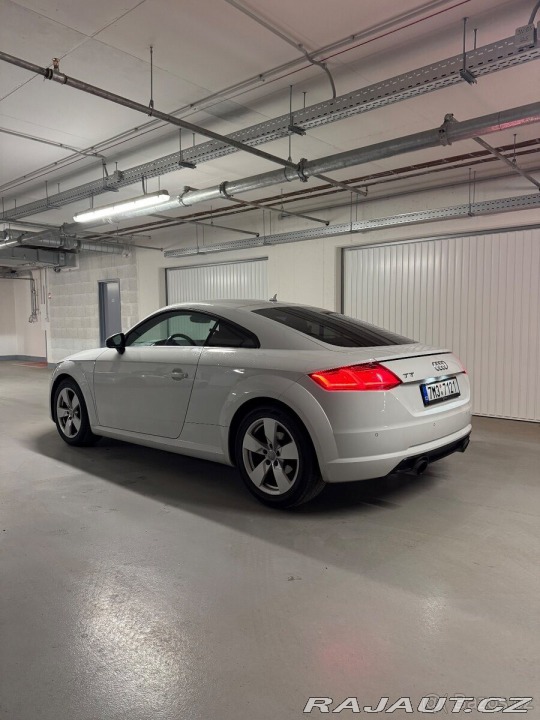 Audi TT 1,8   2015 TFSI 2015