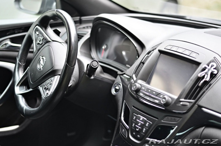 Opel Insignia 1,6   TURBO - OPC 2015