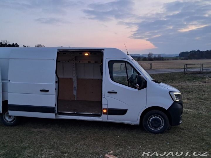 Renault Master L3H2 2023 1800