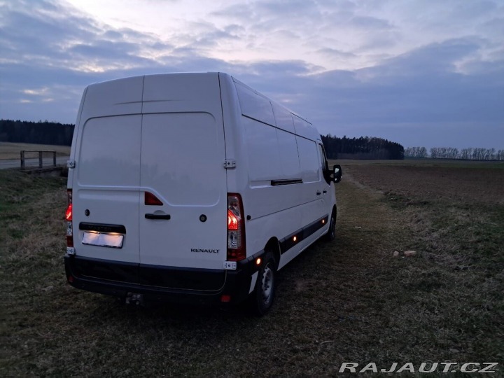 Renault Master L3H2 2023 1800