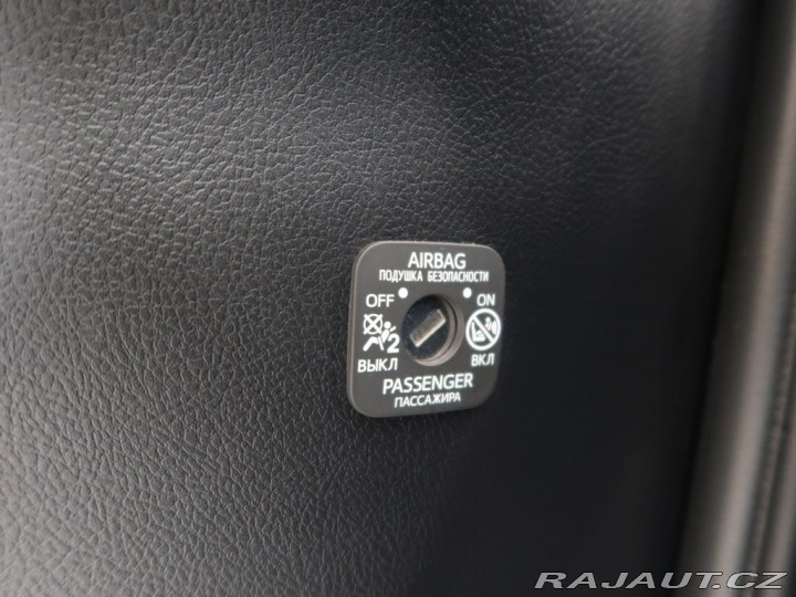 Toyota Auris 1.6VVT-i,CZ,1Maj,ActiveTr 2016