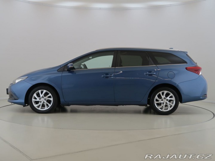 Toyota Auris 1.6VVT-i,CZ,1Maj,ActiveTr 2016