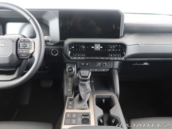 Toyota Land Cruiser 2.8D-4D,CZ,1Maj,4x4,Invin 2025