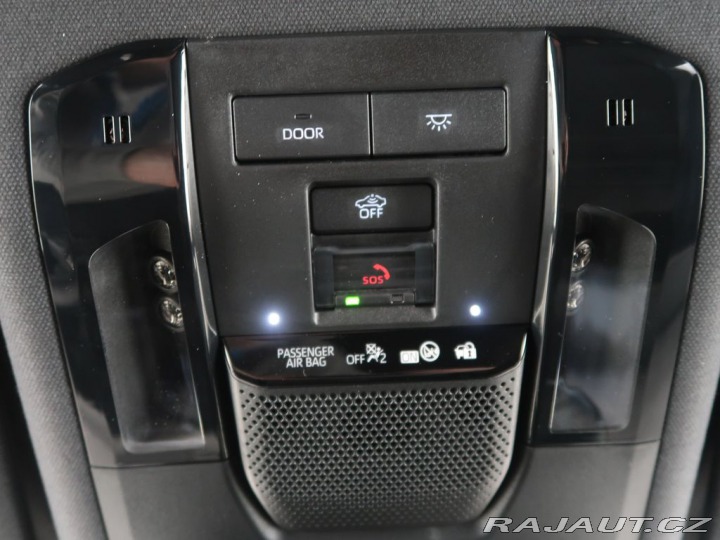 Toyota Land Cruiser 2.8D-4D,CZ,1Maj,4x4,Invin 2025