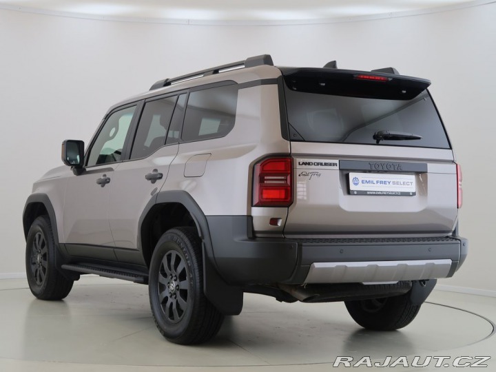 Toyota Land Cruiser 2.8D-4D,CZ,1Maj,4x4,Invin 2025
