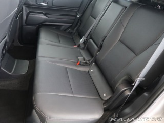 Toyota Land Cruiser 2.8D-4D,CZ,1Maj,4x4,Invin 2025