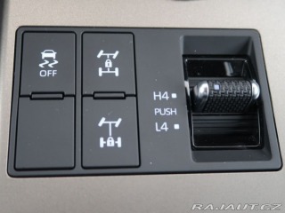 Toyota Land Cruiser 2.8D-4D,CZ,1Maj,4x4,Invin 2025