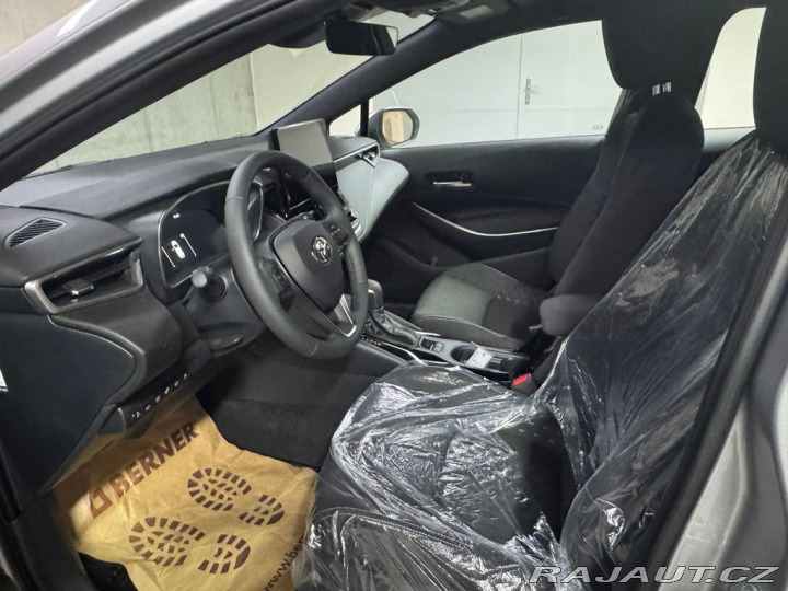 Toyota Corolla 1.8, HEV, Comfort Tech, e 2026
