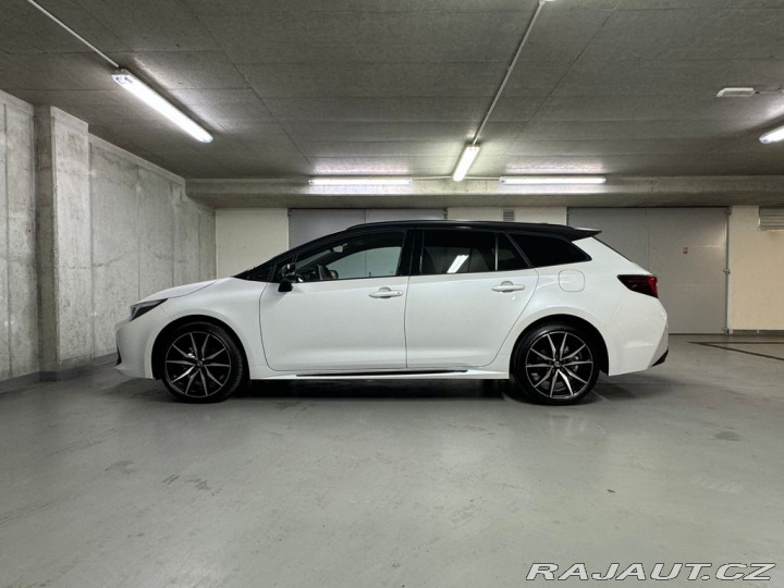 Toyota Corolla 1.8, HEV, e-CVT, GR SPORT 2026