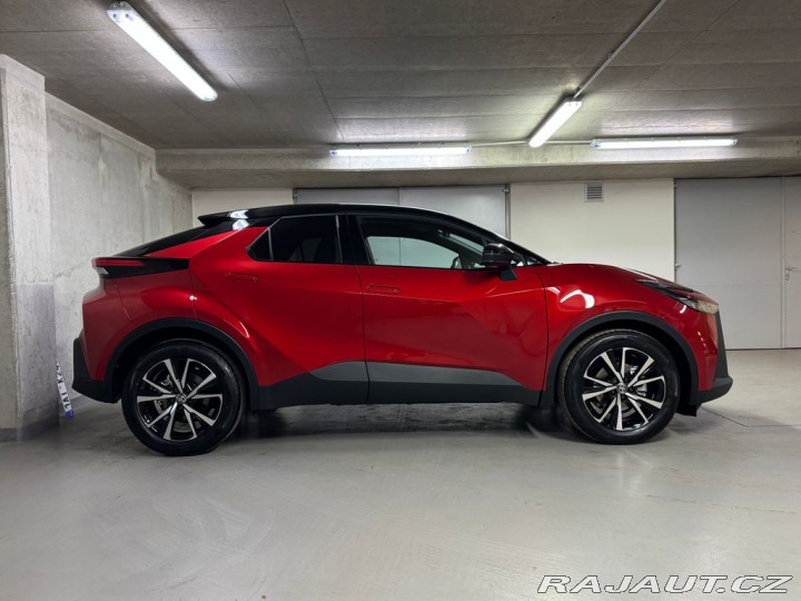 Toyota C-HR 1.8, HEV, E-CVT, Style 2026