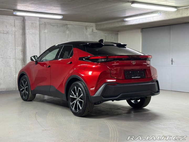 Toyota C-HR 1.8, HEV, E-CVT, Style 2026