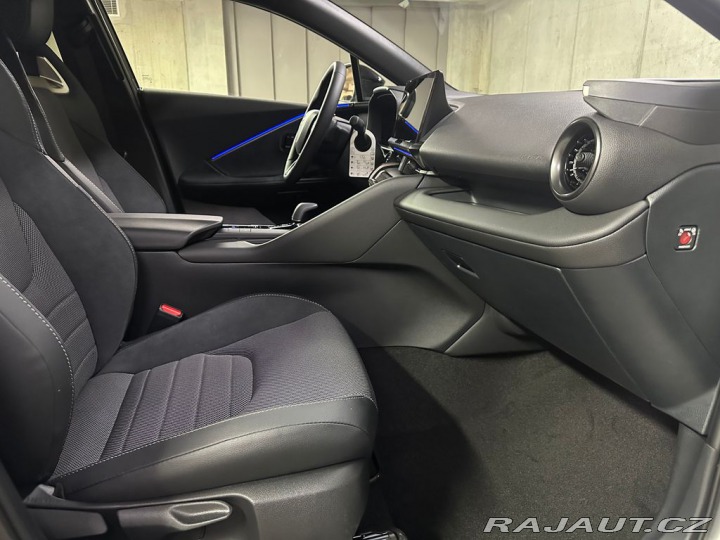 Toyota C-HR 1.8, HEV, E-CV, Executive 2026