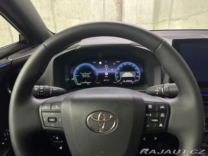 Toyota C-HR 1.8, HEV, E-CV, Executive 2026