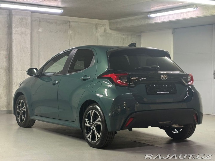 Toyota Yaris STYLE 1.5 Hybrid e-CVT ST 2025