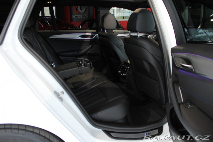 BMW 5 530d xDrive M Sport DAPro 2024