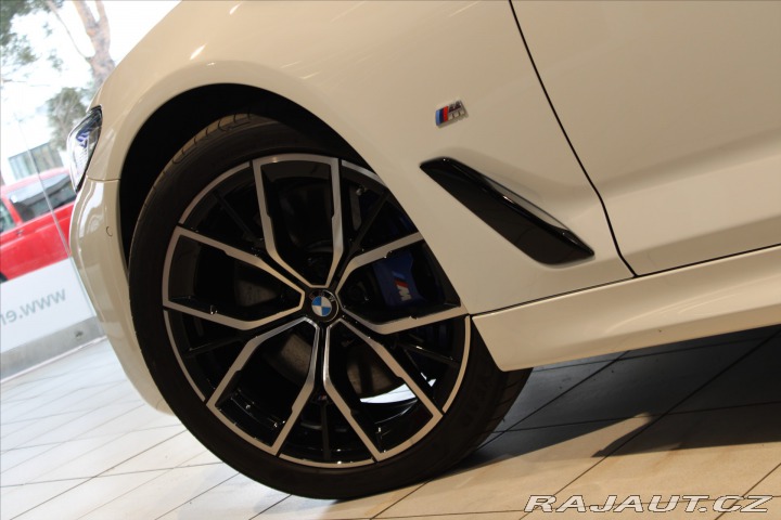 BMW 5 530d xDrive M Sport DAPro 2024