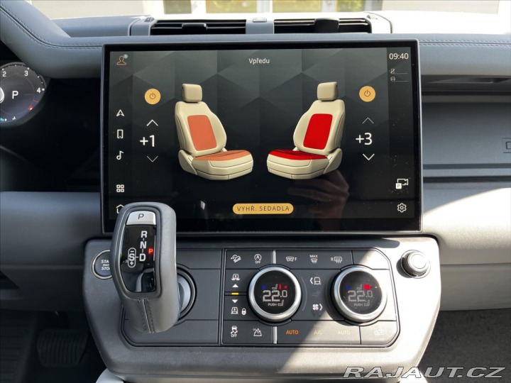 Land Rover Defender 3,0 110 X-Dynamic SE D200 2026