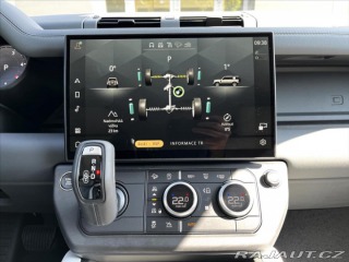 Land Rover Defender 3,0 110 X-Dynamic SE D200 2026