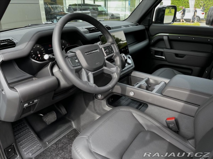 Land Rover Defender 3,0 110 X-Dynamic SE D200 2026