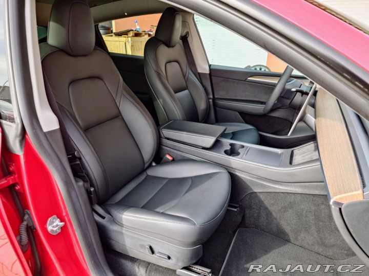 Tesla Model Y Long Range Dual Motor 378 2022