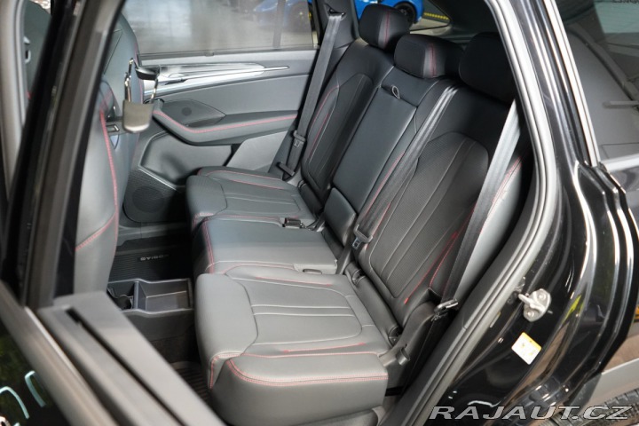 Škoda Kodiaq RS*4X4*CANTON*DCC+*MATRIX 2025