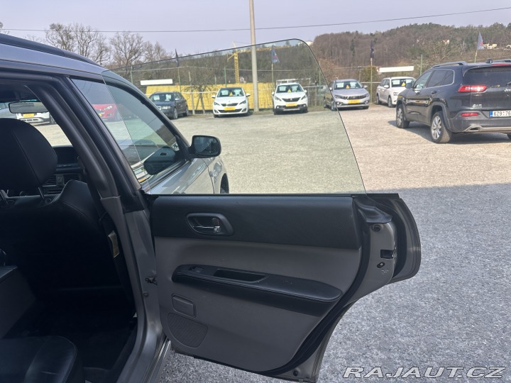 Subaru Forester 2.5i 155kW/4x4/Tažné 2005