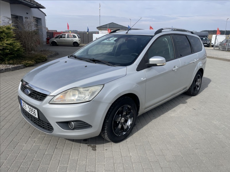 Ford Focus 1,6 i 16V 74kw CZauto 1ma