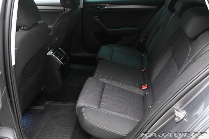 Škoda Superb 2,0 TDI 147 kW DSG Style 2023