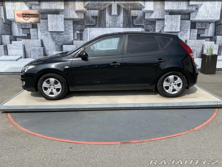 Hyundai i30 1.4i, 80KW 2010
