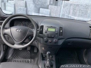 Hyundai i30 1.4i, 80KW 2010