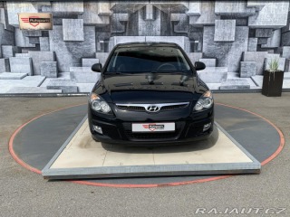 Hyundai i30 1.4i, 80KW 2010