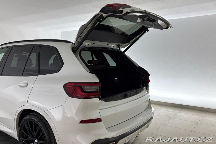 BMW X5 M50i 2019