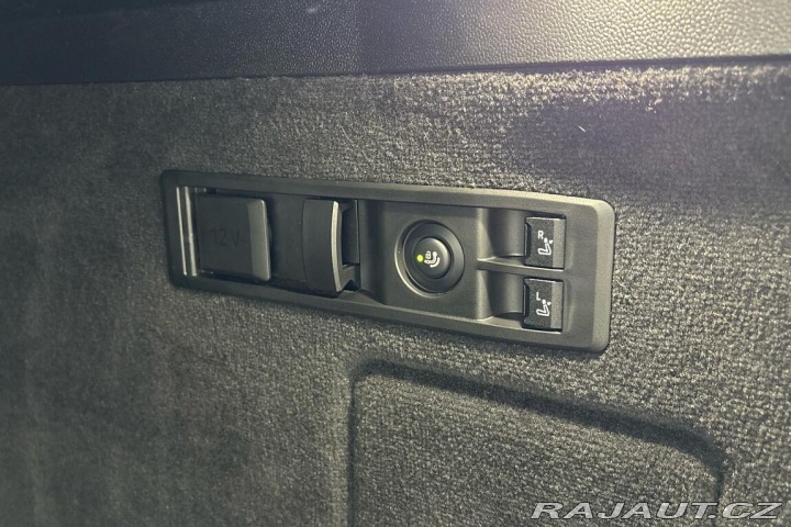 BMW iX xDrive45 2025