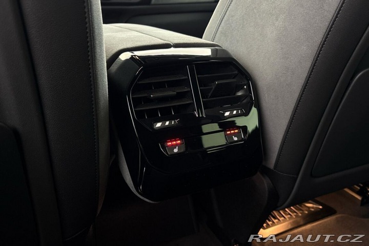 BMW iX xDrive45 2025