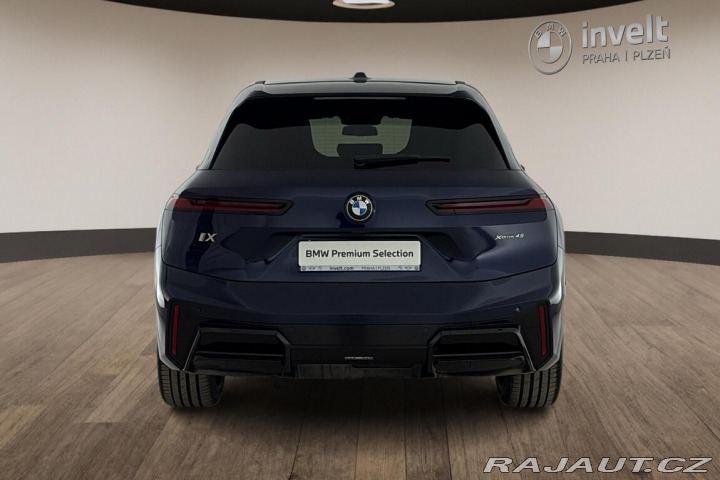 BMW iX xDrive45 2025