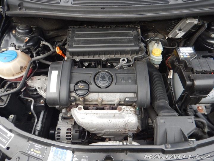 Škoda Roomster 1.4 i63 kw PANORAMA tažné 2008