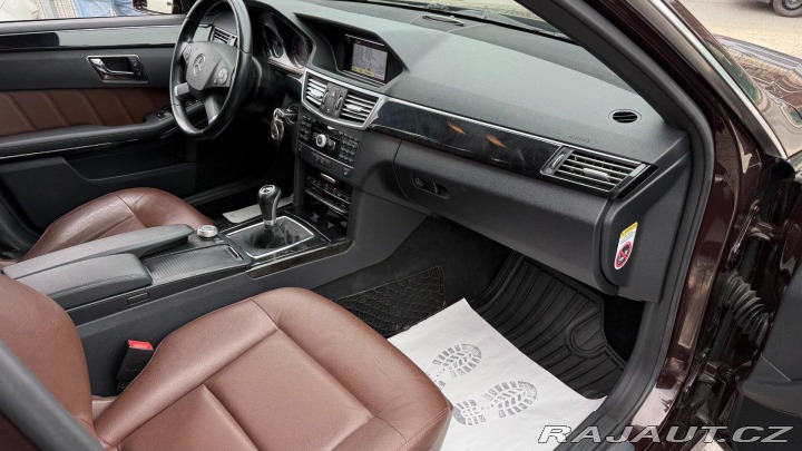 Mercedes-Benz E E 250CDI 150kW *Stav*Navi 2010