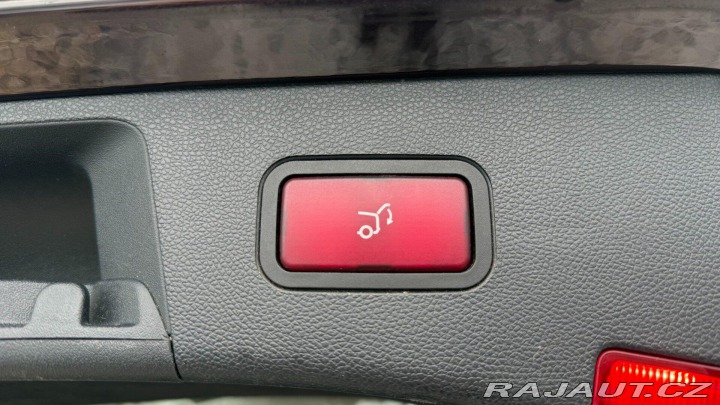 Mercedes-Benz E E 250CDI 150kW REZERVOVAN 2010