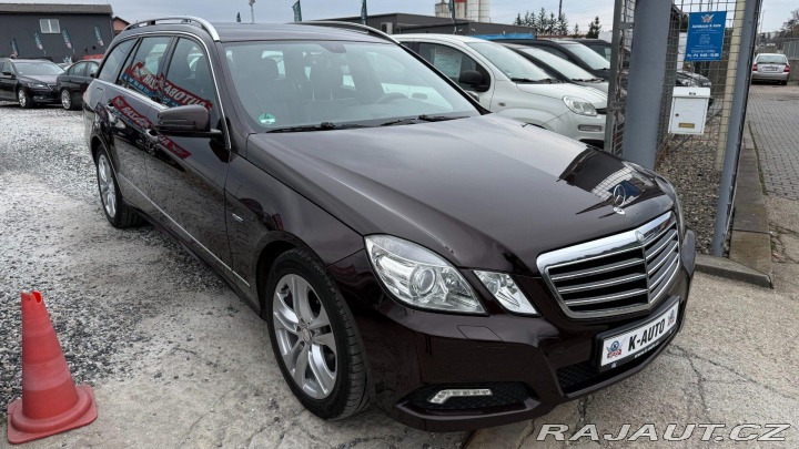 Mercedes-Benz E E 250CDI 150kW *Stav*Navi 2010